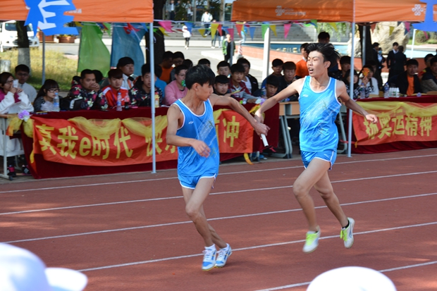 辽宁工程职业学院举办2014年田径运动会