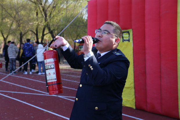 我院举行消防演练活动